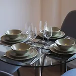 Centre 2-bed - New - Free Wi-fi - Apartmán
