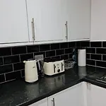 Tatil Evi Impeccable 4-bed House Near Centre Manchester