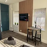 Deluxe In 20 Percent Off For Drake Concert Attendees! Appartement *