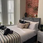 Appartement Deluxe In 20 Percent Off For Drake Concert Attendees!