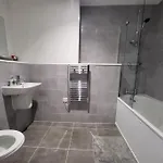 Beautiful 2 Bedroom Salford Quays Apartmán