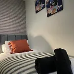 Deluxe In 20 Percent Off For Drake Concert Attendees! Manchester