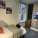 Deluxe In 20 Percent Off For Drake Concert Attendees! Appartement *