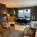 3 Bedroom Penthouse Appartement *