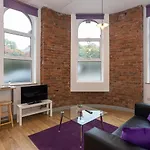 Pillo - Salford *