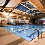 호텔 The Waterside And Leisure Club