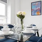 Pillo Serviced - Arena * Manchester