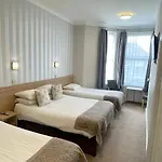 Westlynn Hotel & Apartments Free Parking Near Manchester Centre Hotel