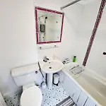 Comfortable House Near Etihad - Sleep Rest Apartmán Manchester