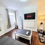 Comfortable House Near Etihad - Sleep Rest Manchester