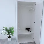 ゲストハウス Modern House マンチェスター