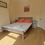 Olive House Apartment