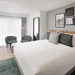 Hotel By Marriott Piccadilly 4*