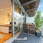 Sunset Haven Studio With Balcony And Free Parking Apartment Manchester