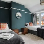 Charming 3bd Didsbury House Apartment