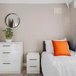 Charming 3bd Didsbury House *