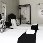Mitre Centre 호텔 3*
