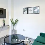 Ashfield Co-living - Private Self-cater بيت ضيافة مانشستر