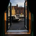 Luxury Roof Terrace Townhouse Holiday home *