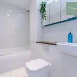 Modern 5 Bedroom House In By Purestay - Short With Service & Free Parking Hébergement de vacances