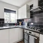 New Build House Near Trafford Centre With Drive Prázdninový dům Manchester