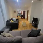 Fantastic 2 Bedroom Lägenhet Manchester
