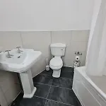 Scotland Street, Newton Heath Гостевой дом 3*