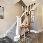 Spacious 5bed House In South - Pass The Keys Semesterbostad *