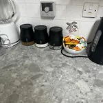 Apartment New Getaway - Free Gated Parking With Fob *