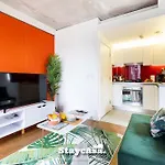 Cosy Retreat Haven By The Canal In Ancoats Manchester