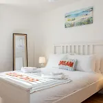 Withington Apartment