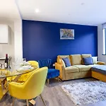 Daire Contemporary 1 Bedroom In Centre