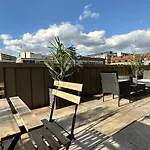 Lux Livin' - Luxury 2 Bed With Sky Garden Daire Manchester