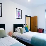 3-bed House In Near Old Trafford Holiday home *