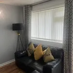Charming 2-bedroom In *