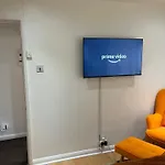 Charming 2-bedroom In * Manchester