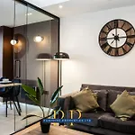 Mancunian Luxury Suite - Stylish & Warm 1-Bed - Ideal For Business Or Work Stays - By Parydise Properties Apartmán *