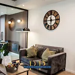 Mancunian Luxury - Stylish & Warm 1-bed - Ideal For Business & Leisure - By Parydise *
