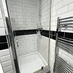 Apartment Lovely 5br In Manchester. Close To The Manchester