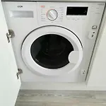 Apartmán 1b-steps To Uni&stadium- Wi-fi Netflix Breakfast *