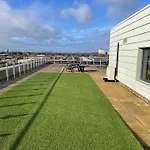 Apartmán 1b-steps To Uni&stadium- Wi-fi Netflix Breakfast