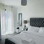 Modern, Stylish And Central