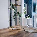 The Retreat Near Salford Quays * Manchester