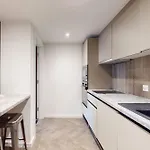 Canvas Apartment *