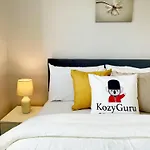 Kozyguru Spacious 3 Bedroom 8ppl Hse 50% Off Long Appartement