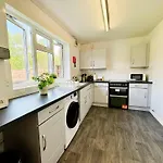 Appartement Kozyguru Spacious 3 Bedroom 8ppl Hse 50% Off Long *
