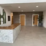 アパート Penthouse Height Flat, View Balcony, Quiet, Free Wifi, Gym & Minimalistic マンチェスター