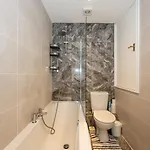 Feriehus Guestready - A Haven By The River *
