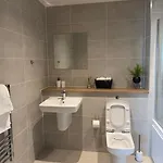 Your Private Oasis In Manchester