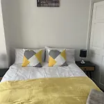 Prázdninový dům Droylsden House Manchester